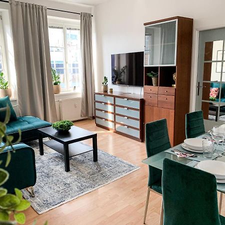Cozy Downtown City Living Bratislava Eksteriør bilde