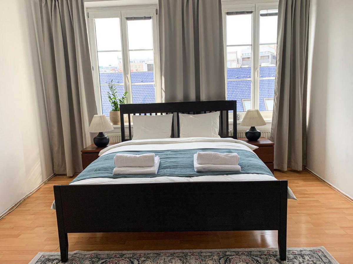 Cozy Downtown City Living Bratislava Eksteriør bilde