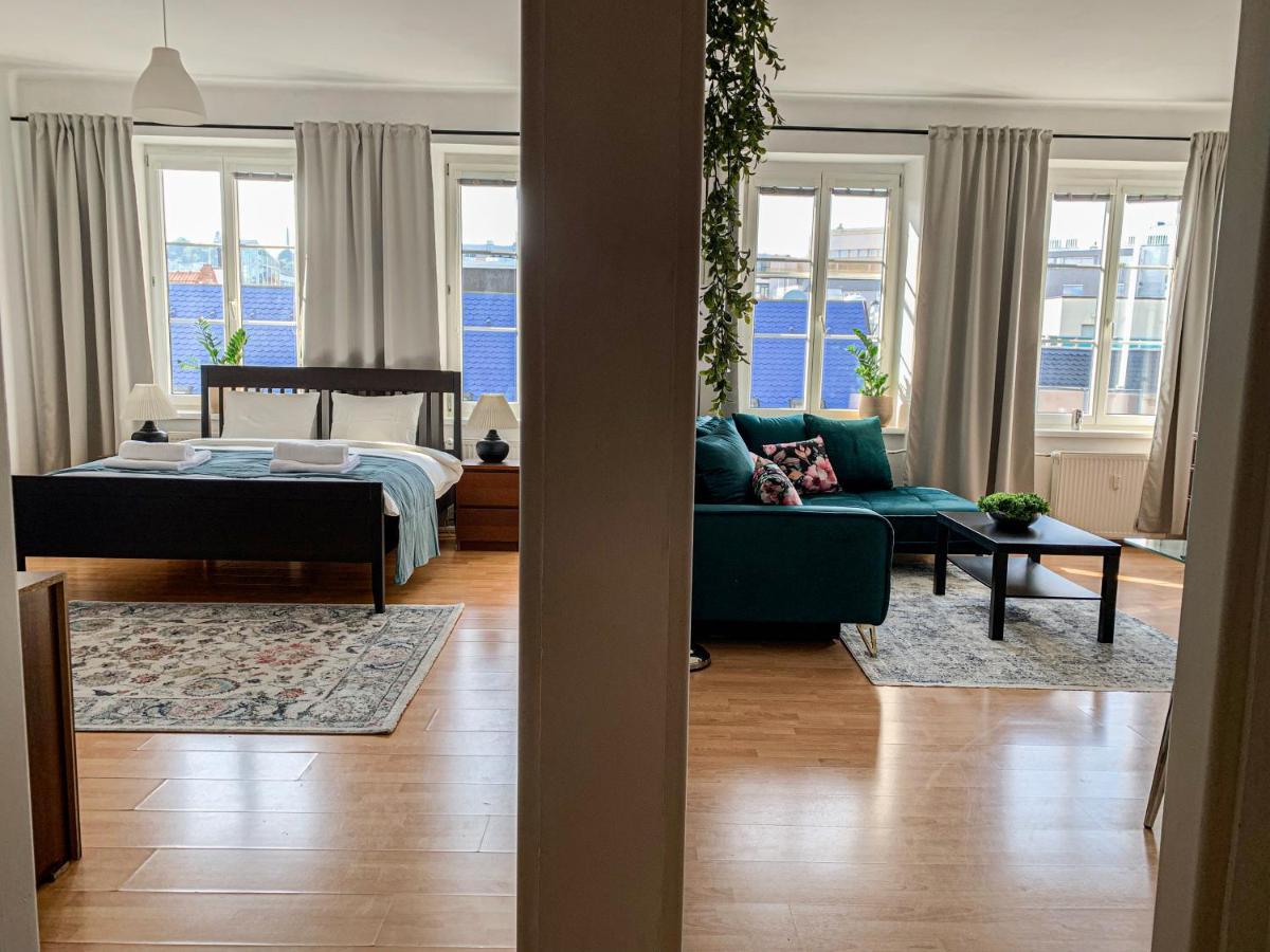 Cozy Downtown City Living Bratislava Eksteriør bilde