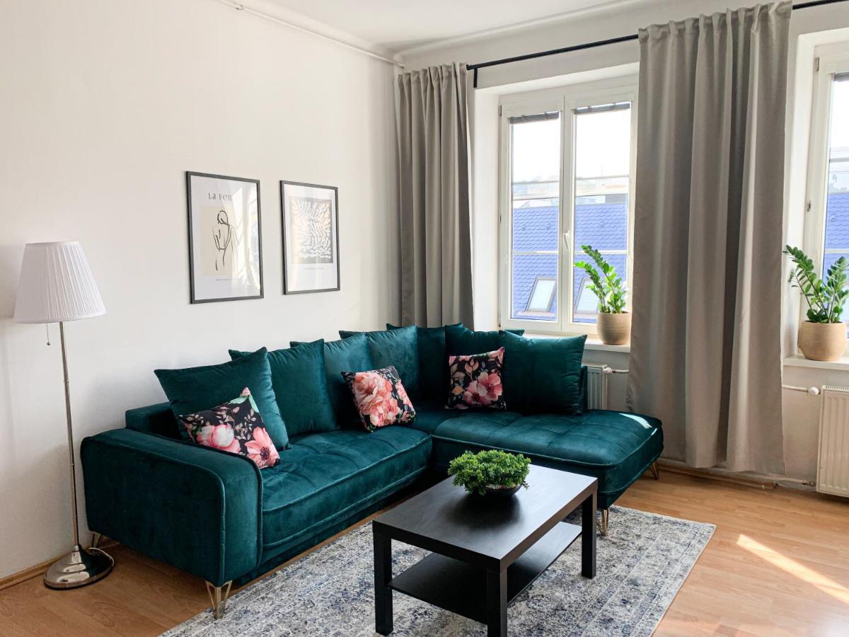Cozy Downtown City Living Bratislava Eksteriør bilde